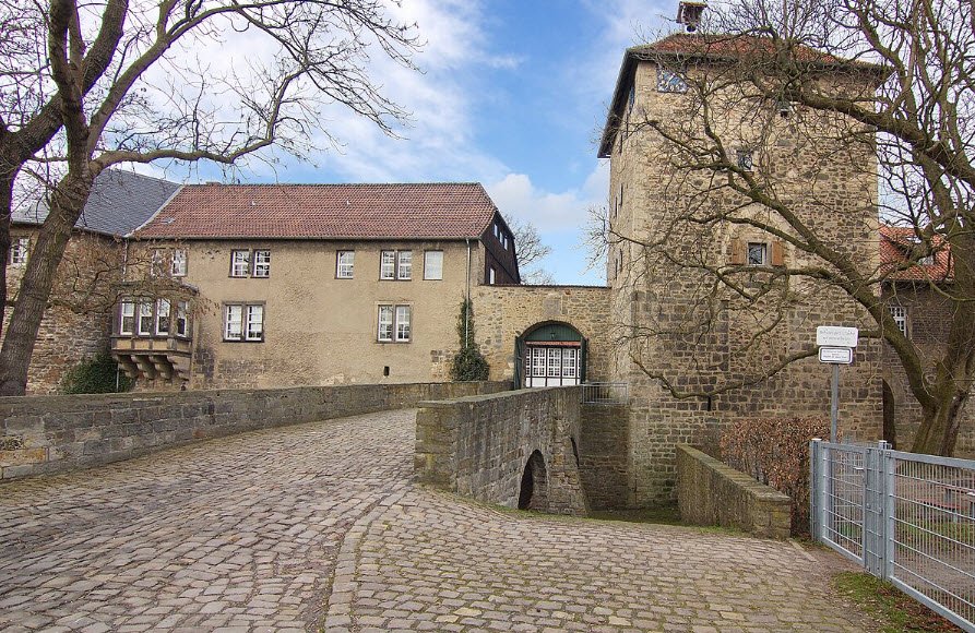 Burg Neuhaus, Wolfsburg, Germany, Germany